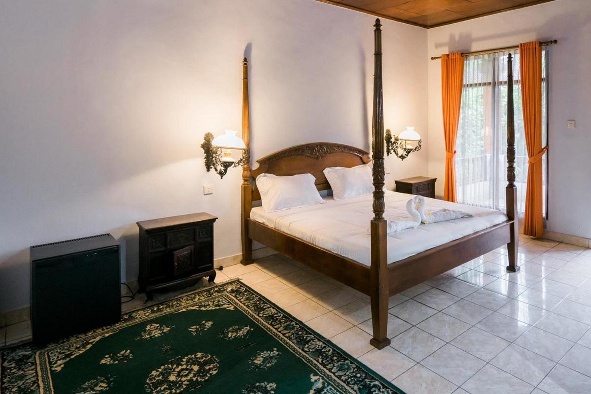 Guest house Urbanview Ananda 3*