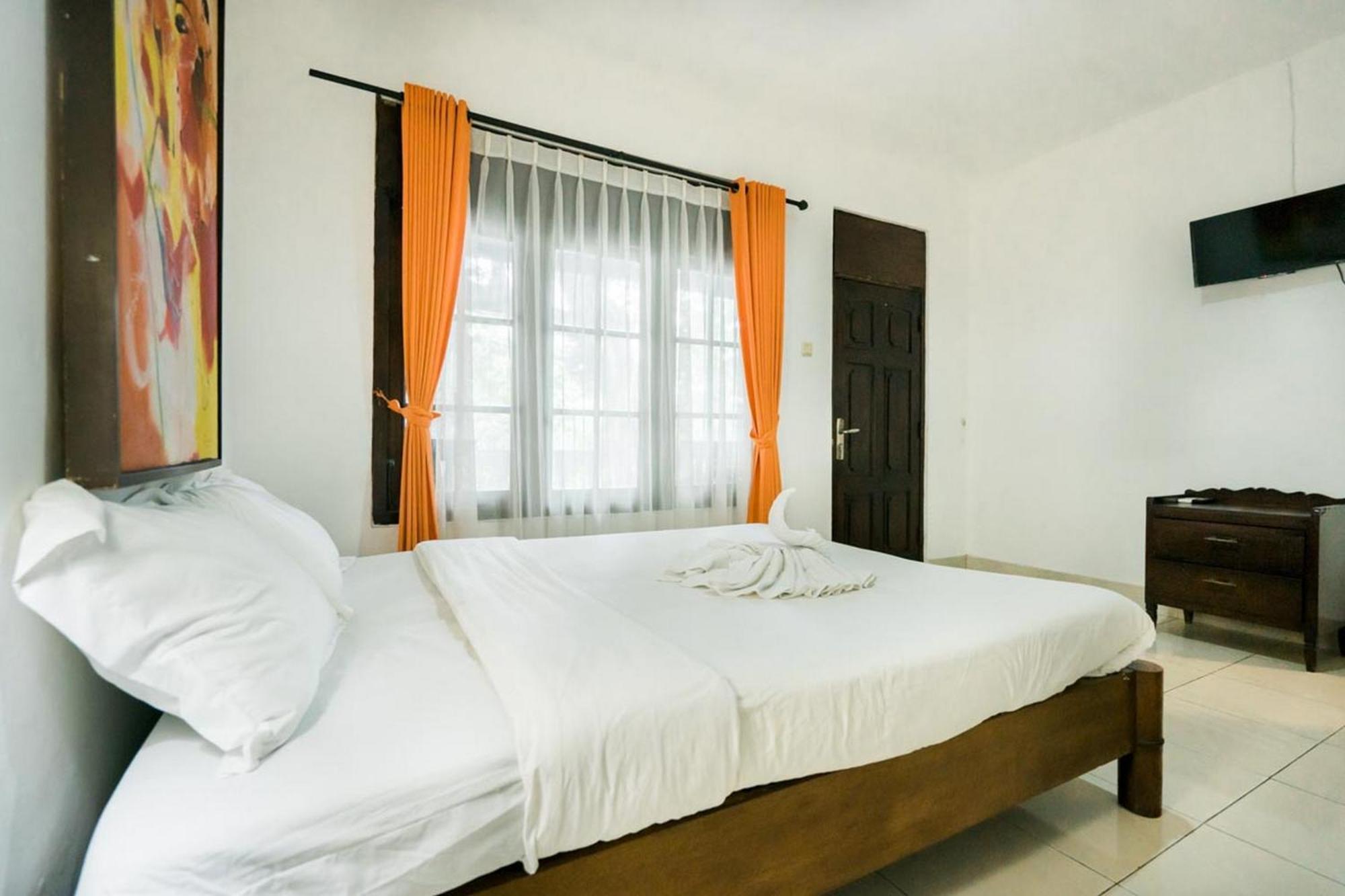 Urbanview Ananda Sanur